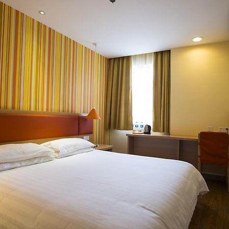 Home Inn Changchun Dajing Road Ouya Outlets Esterno foto