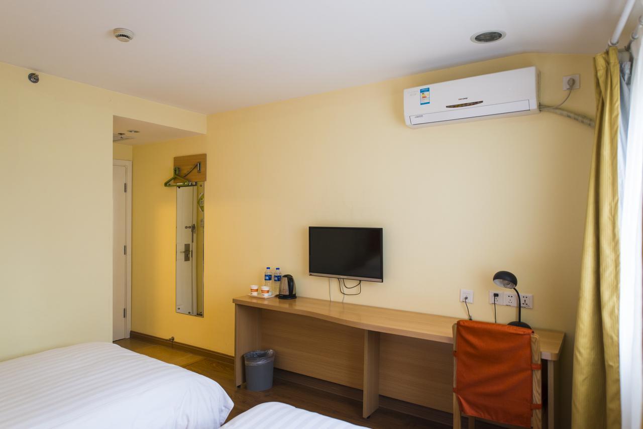 Home Inn Changchun Dajing Road Ouya Outlets Esterno foto