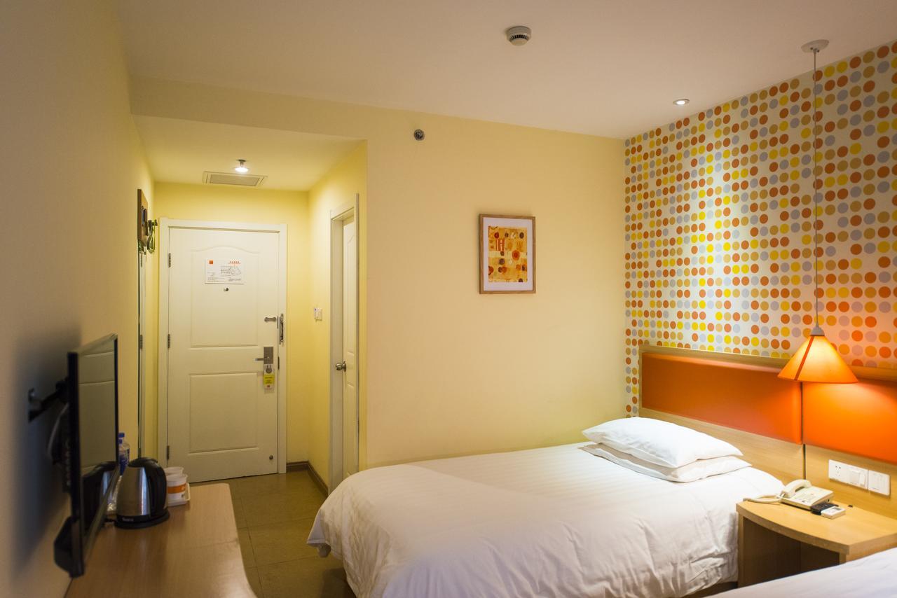 Home Inn Changchun Dajing Road Ouya Outlets Esterno foto