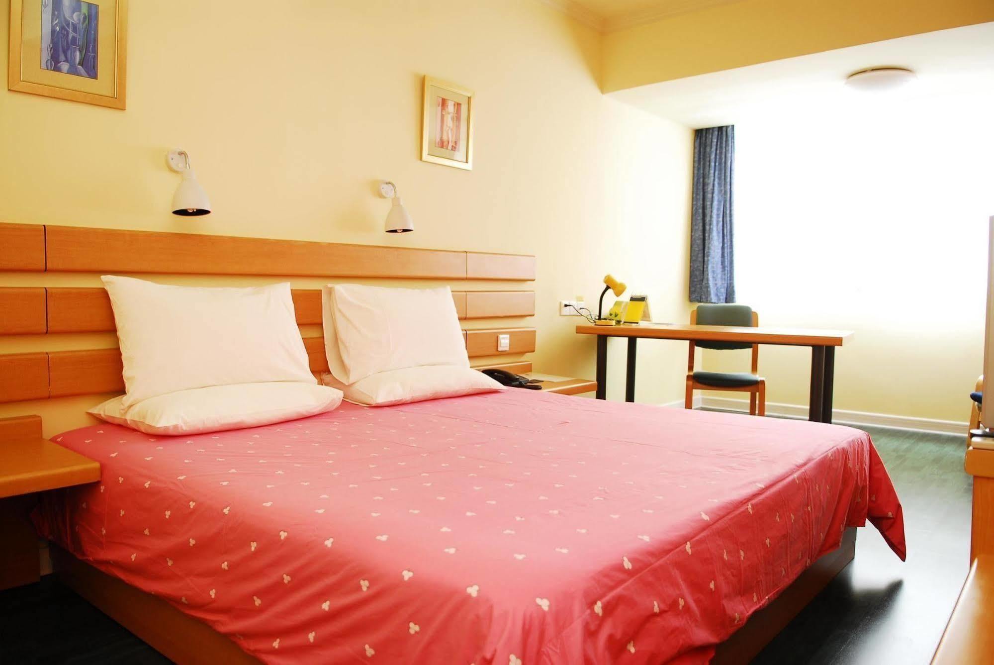 Home Inn Changchun Dajing Road Ouya Outlets Esterno foto
